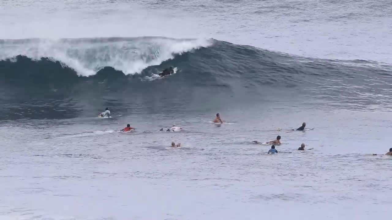 Crowd Pleasing Uluwatu