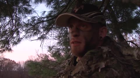 ILLINOIS DEER HUNTING WITH BRANTLEY GILBERT ¦ BWL 11.2