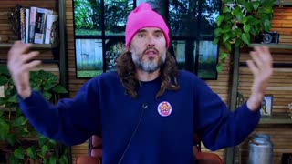 Russell Brand Nukes Mainstream Media, Praises Tucker Carlson