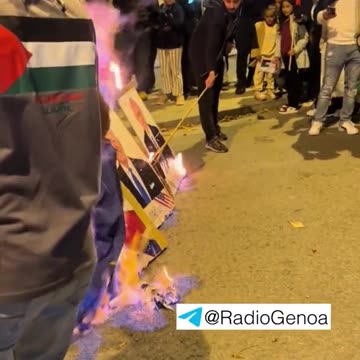 Pro-Hamas Mob In Spain Burns Israeli Flags Along With Picture Of Joe Biden