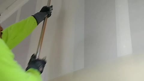 Drywall finisher