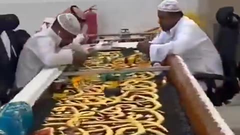 Kaaba ka ghulaaf