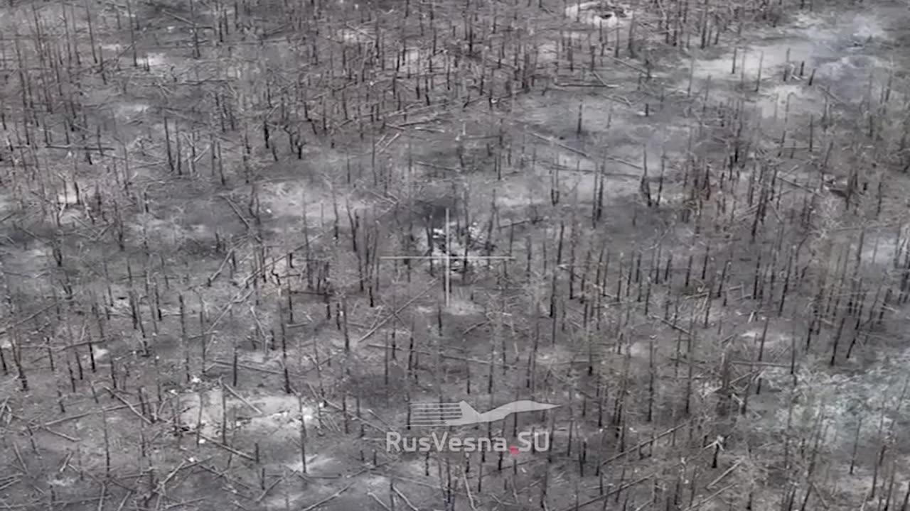 Russian Artillery forces accurately strike Ukrainian soldiers in their trenches.