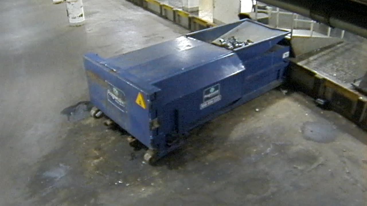 3802FHOBBALoadingDock_2021-01-06_02h40min00s363ms.mp4
