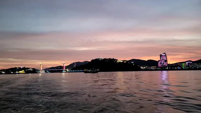 sea ​​view from the boat