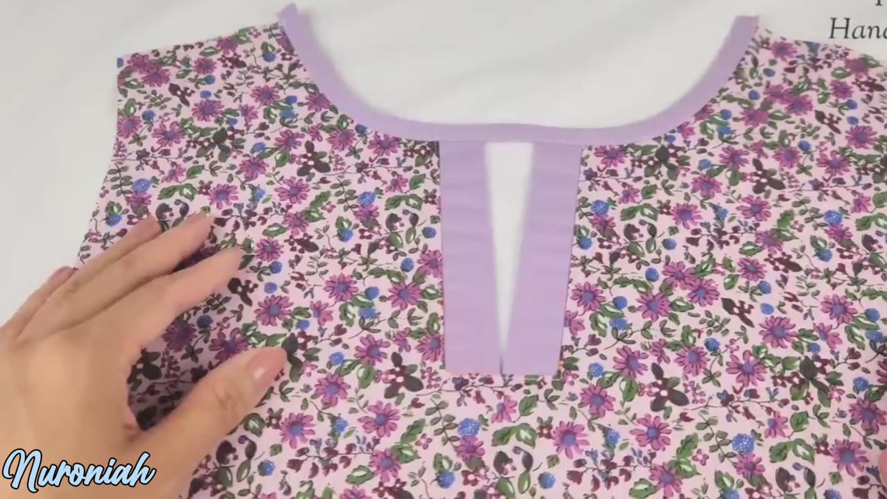 All necessary techniques to sew an elegant neckline - Sewing Tips and tricks