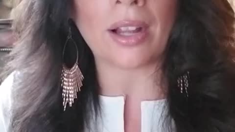 Amanda Grace Talks...The Grapes And The Winepress: HELP!! I AM BEING SQUEEZED