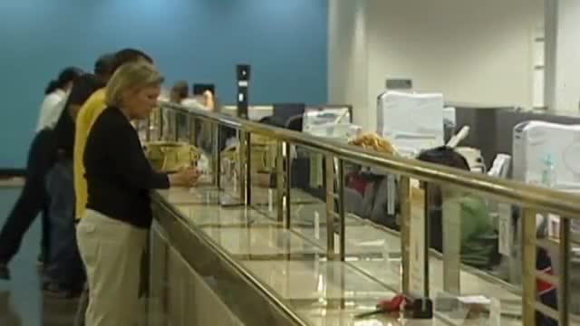 American Morning - AM One Minute News for Nov. 1, 2011