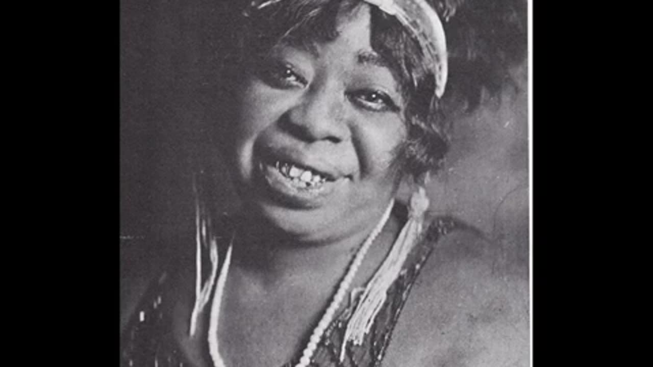 Moonshine Blues (1923) - Ma Rainey