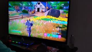 Top G playing Fortnite