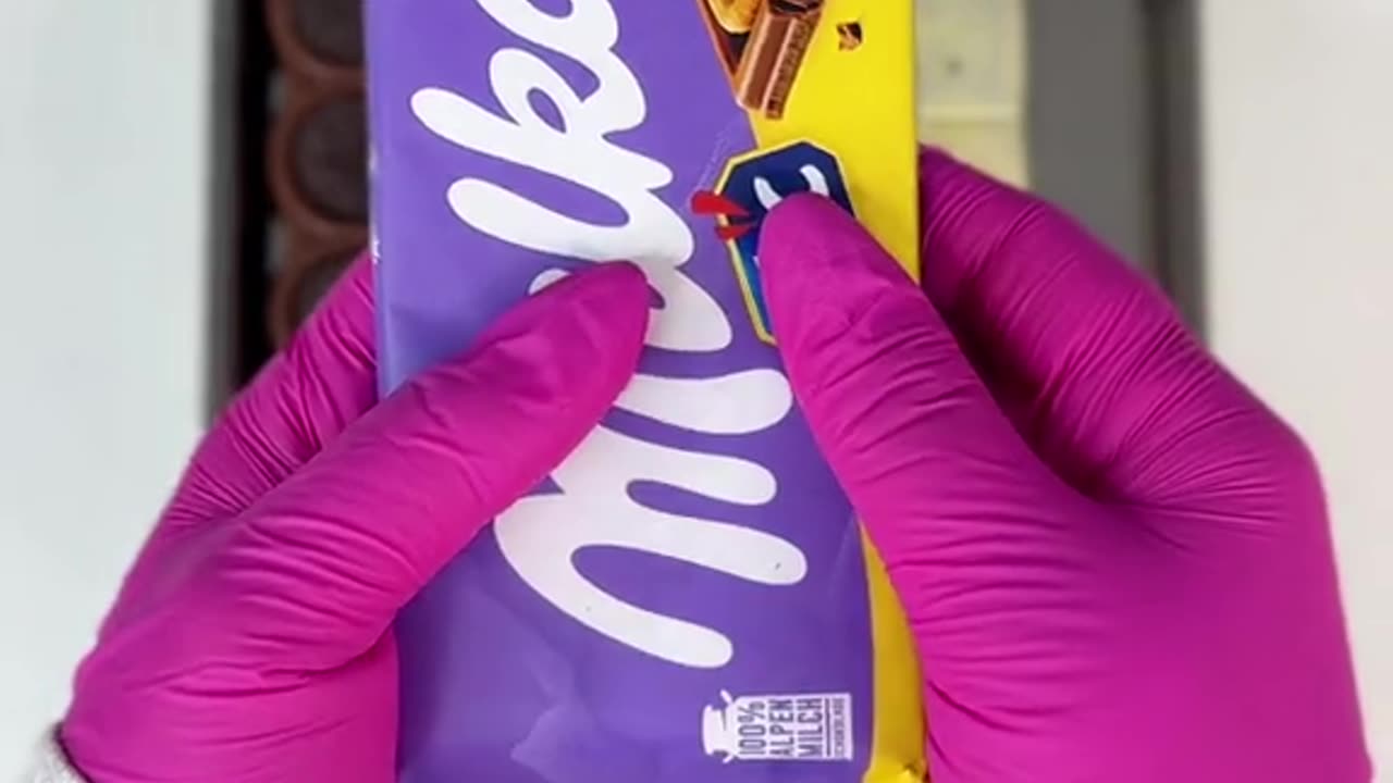 Freeze Dried Milka🍫🤤 ASMR 💆🏽‍♀️