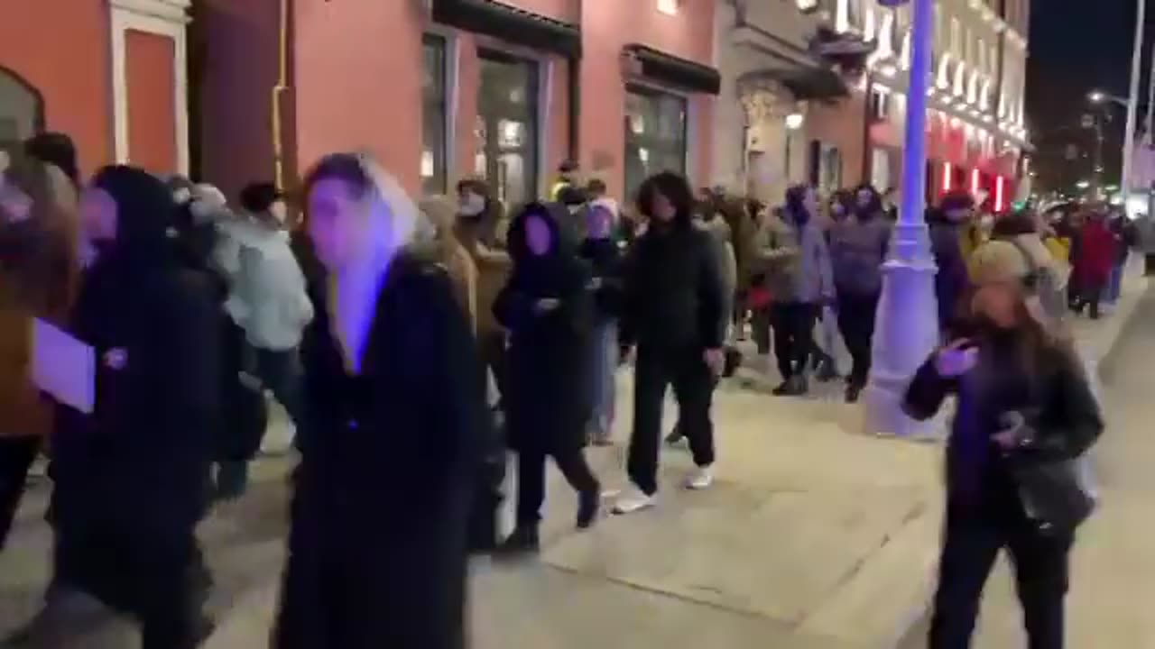 Russian Protesters chanting no war. In Moscow