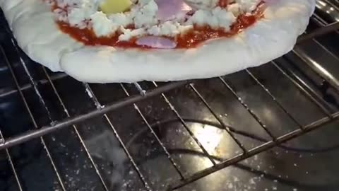 I love pizza 🍕😋