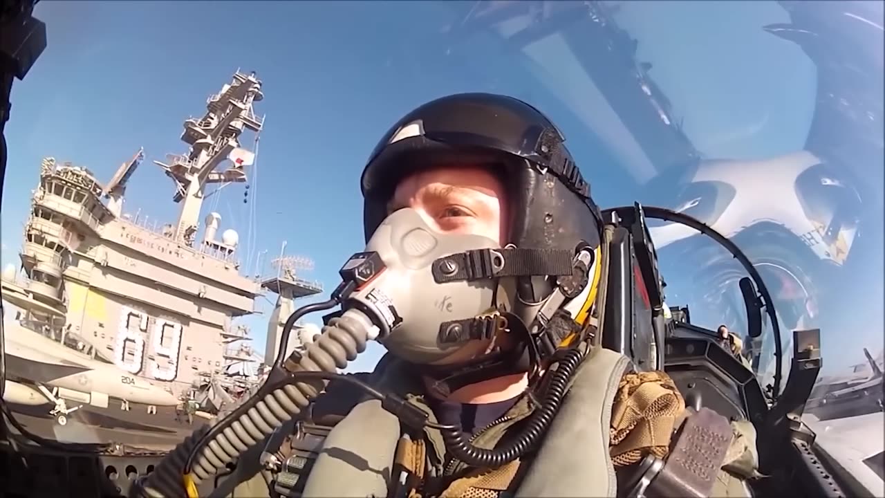 Caught On Camera - The US Navy UFO