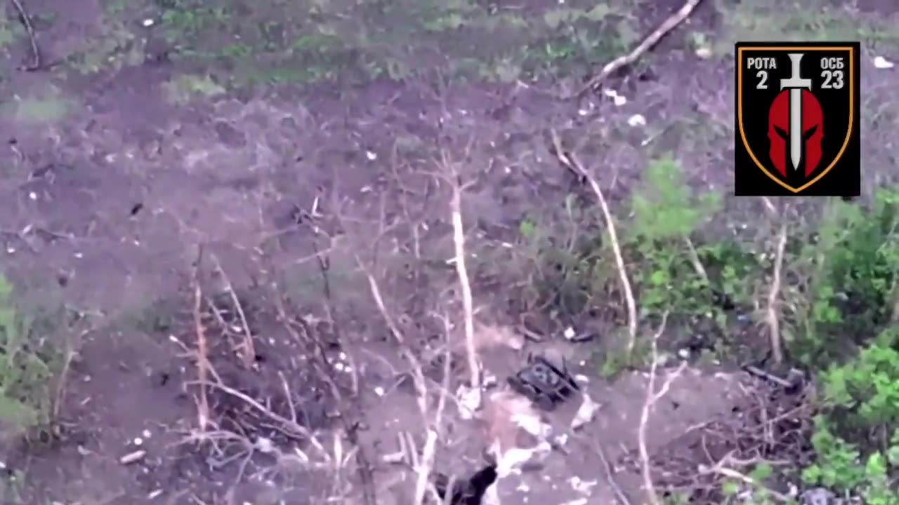 Ukrainian RC Drone Drops Landmines into Russian Trenches