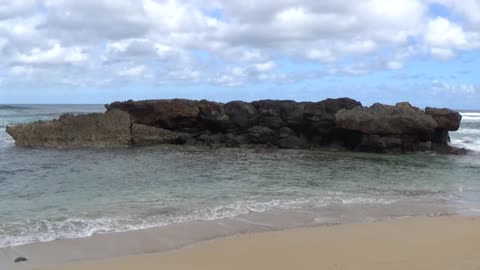 Hale'iwa, HI — Alligator Rock Beach