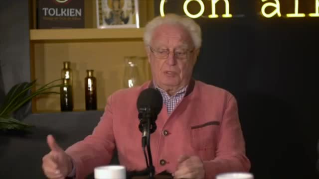 Charles Gave : -"si vous votez Macron c'est la guerre".