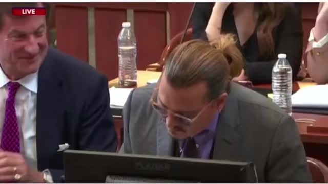 Amber Heard takes the stand