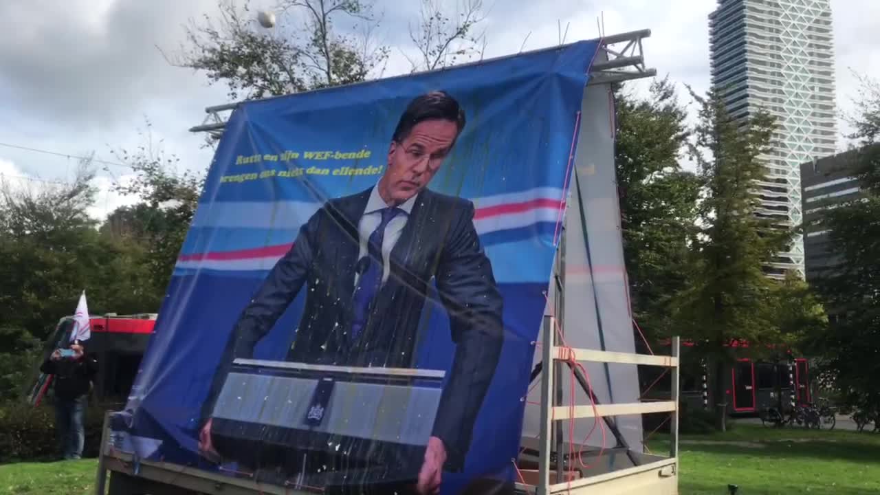 Angry Dutch throw eggs at Prime Minister Rutte at freedom rally - CSTV