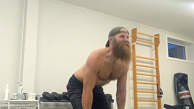 X3 bar. Etabler grep mellom hver rep i markløft