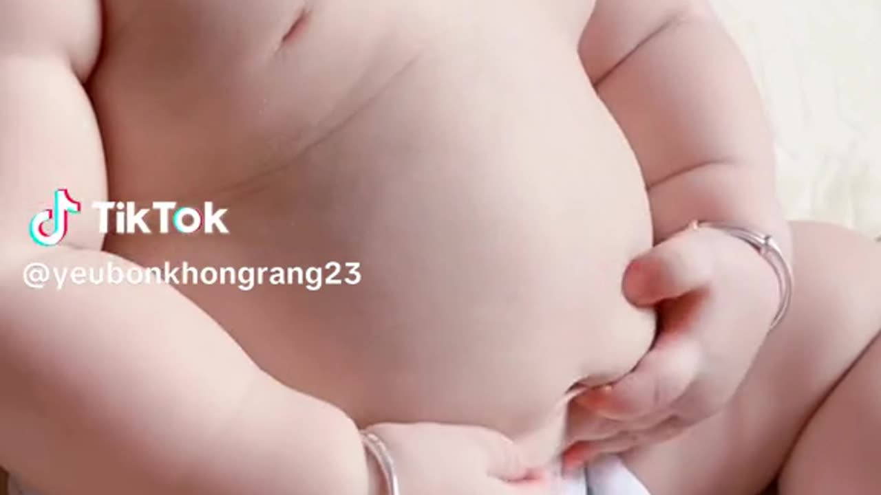 For Islamic and small cute baby videos plizz subscribe my channel thanx