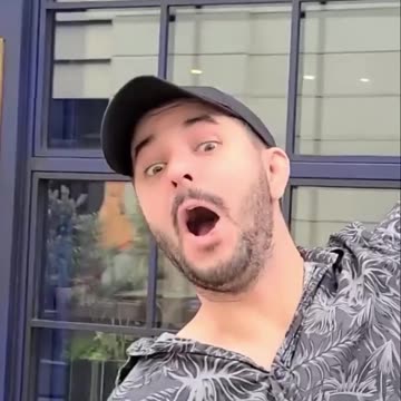 Inside the Harry Potter Shop In Tokyo, Japan! #wizardingworld #harrypotter #traveljapan