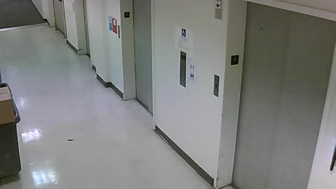 3904PSQB06FreightLobbyRear_2021-01-06_09h40min00s650ms.mp4