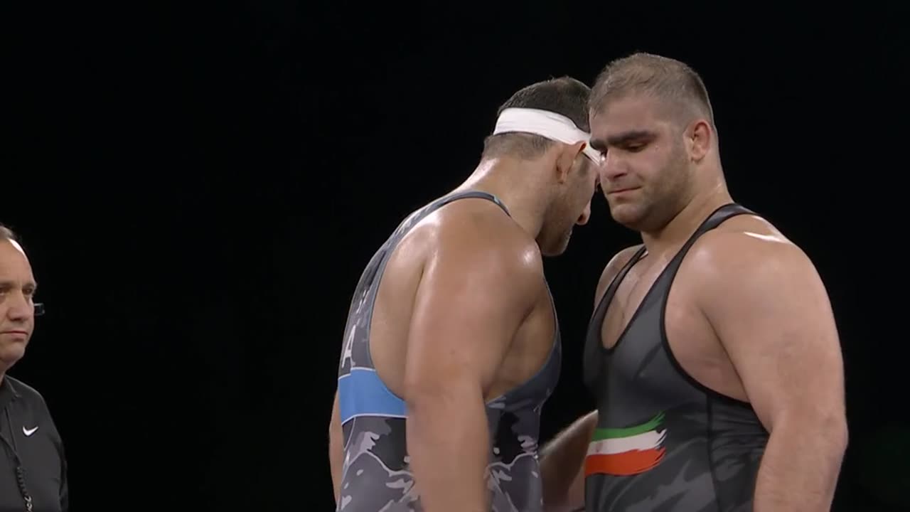 Azerbaijani wrestler given a hero's send-off by his opponent