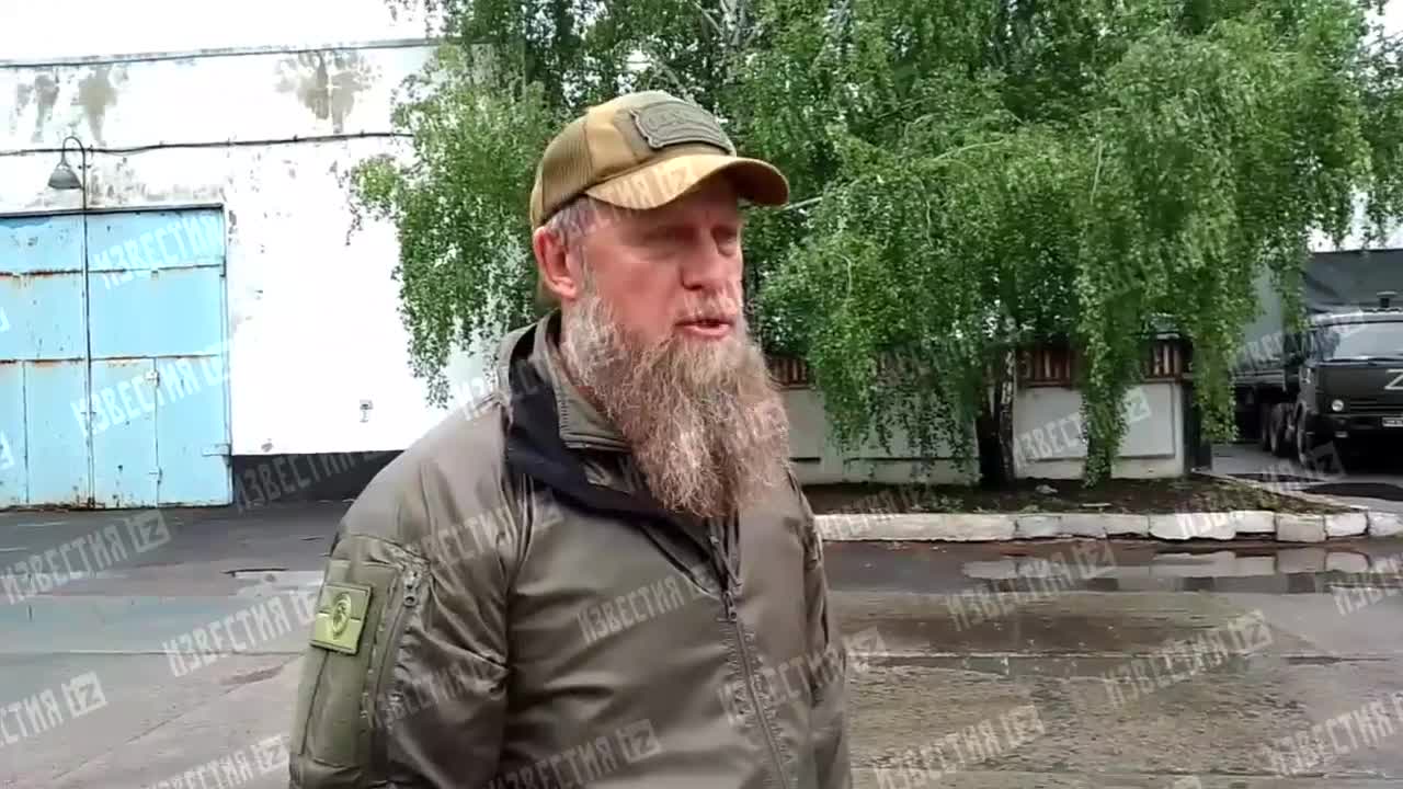 Zástupci Ukrajiny a červeného kříže kontrolovali podmínky zadržování zajatců z Azovstalu
