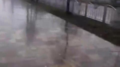 Ukrainian armored personnel carriers in Mariupoli an hour ago