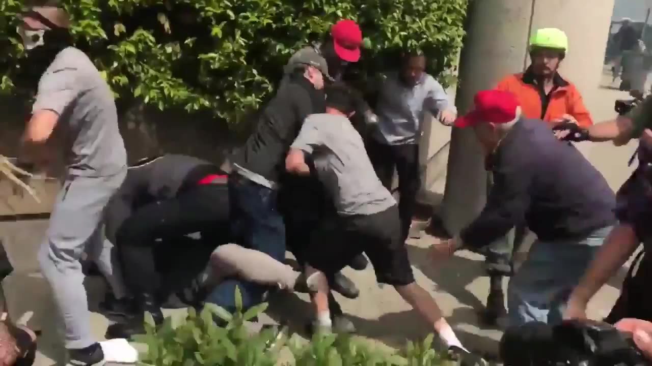 April 15 2017 Battle for Berkeley III 1.16 Madness in the streets, Antifa vs Trump supporters