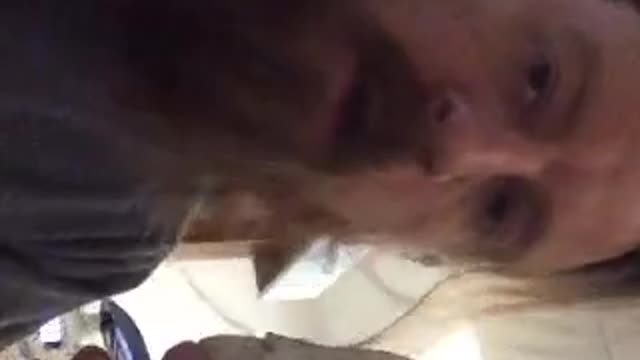 2019-01-19 - Kebab en salle d'accouchement - Periscope