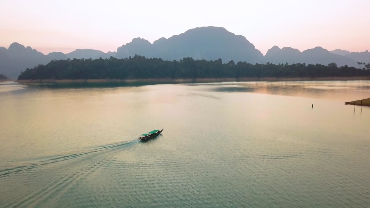 Relaxing Ocean Waves for Sleep