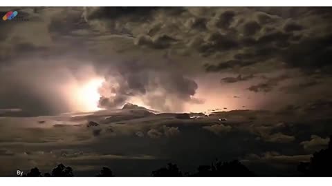 Mega Storm Forming Over Kimberley, Australia! 🌩️🌪️