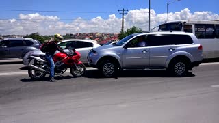 Russian Road Rage Stand Off