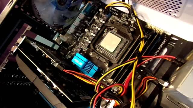 How to change out a heat sink on an AM3+ motherboard (Socket 942)