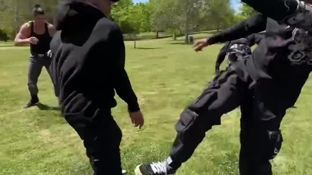 1 VS 3 FIGHT! (Fikshun fight choreography)