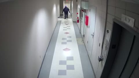 8801VZN01Elevator_2021-01-06_10h20min00s597ms.mp4