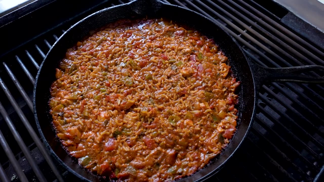 SPICY CHEESY CHICKEN SKILLET IN ONE PAN! SAM THE COOKING GUY 4K