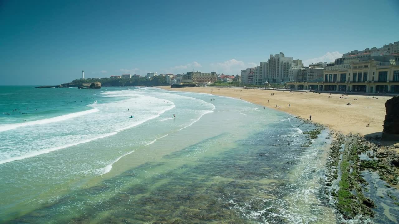 Ocean waves bursting on the shore of the coast