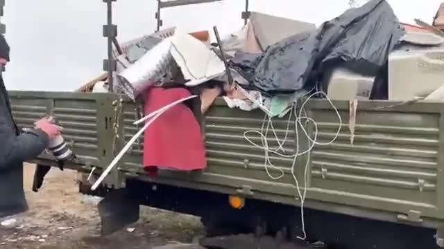 Russian looters in Kiev Oblast