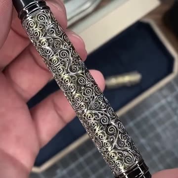 writing jewelry with filigree of Oaxaca