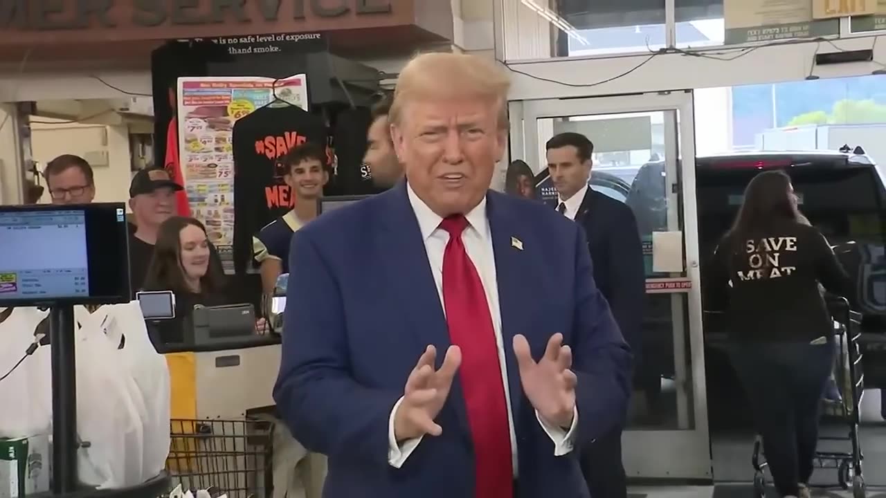 Donald Trump visits local grocery store in Kittanning, PA (Sept. 23, 2024)