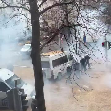 🇧🇪 This is what true courage looks like. Belgian Farmer Clearing Fascist Police Roadblock
