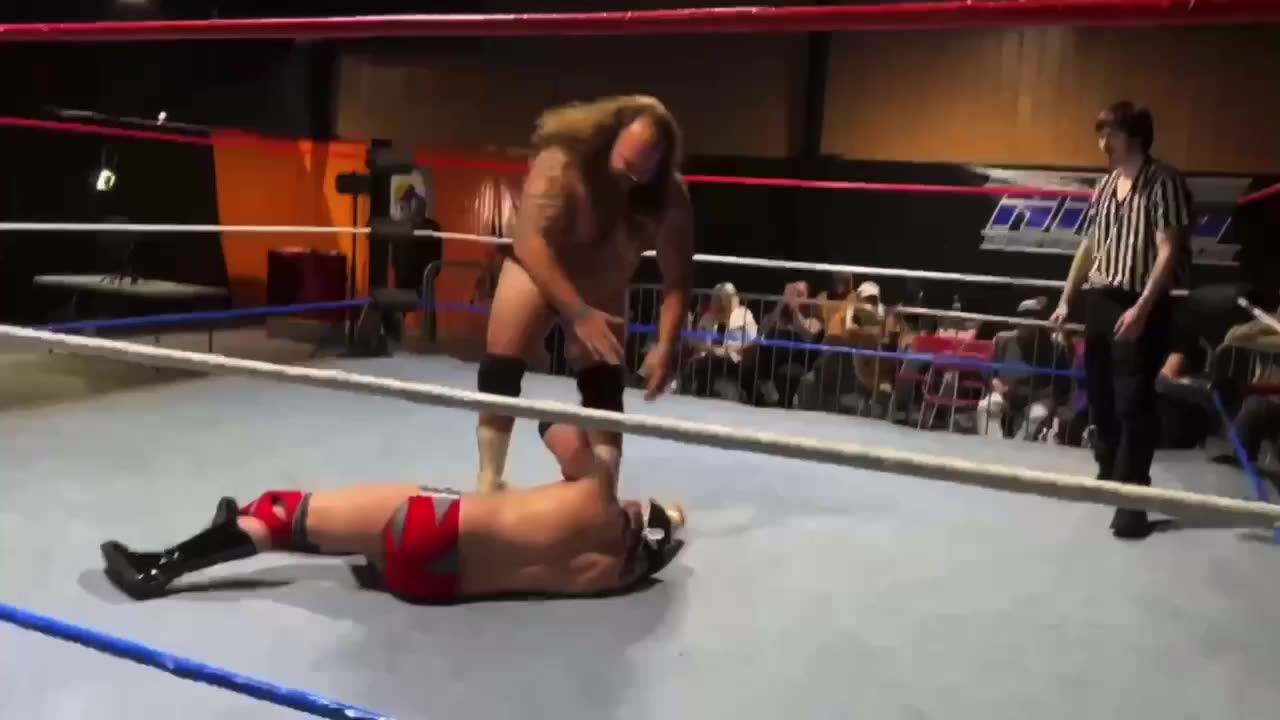 American Pro Wrestling:(TV Championship)(C)Yela Man vs Crash Cassidy