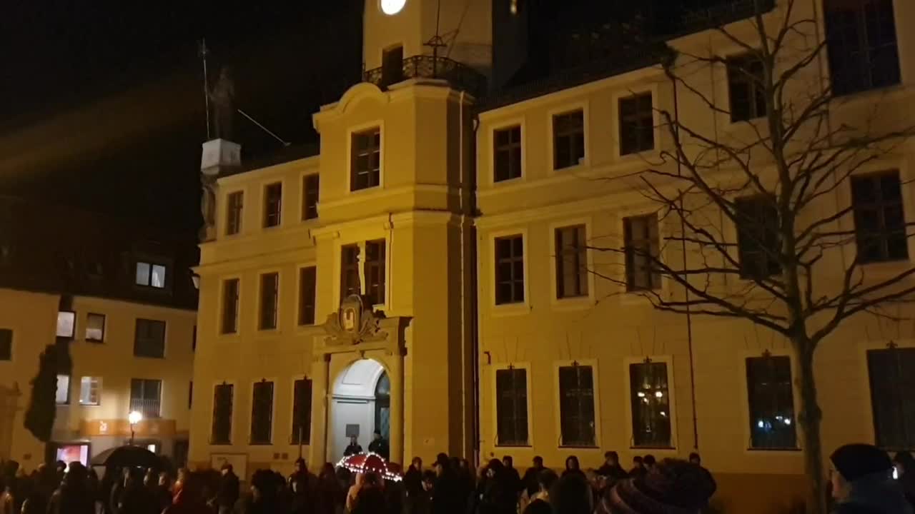 Egal ob es regnet oder schneit! Wir gehen spazieren in Crimmitschau 21.2.2022