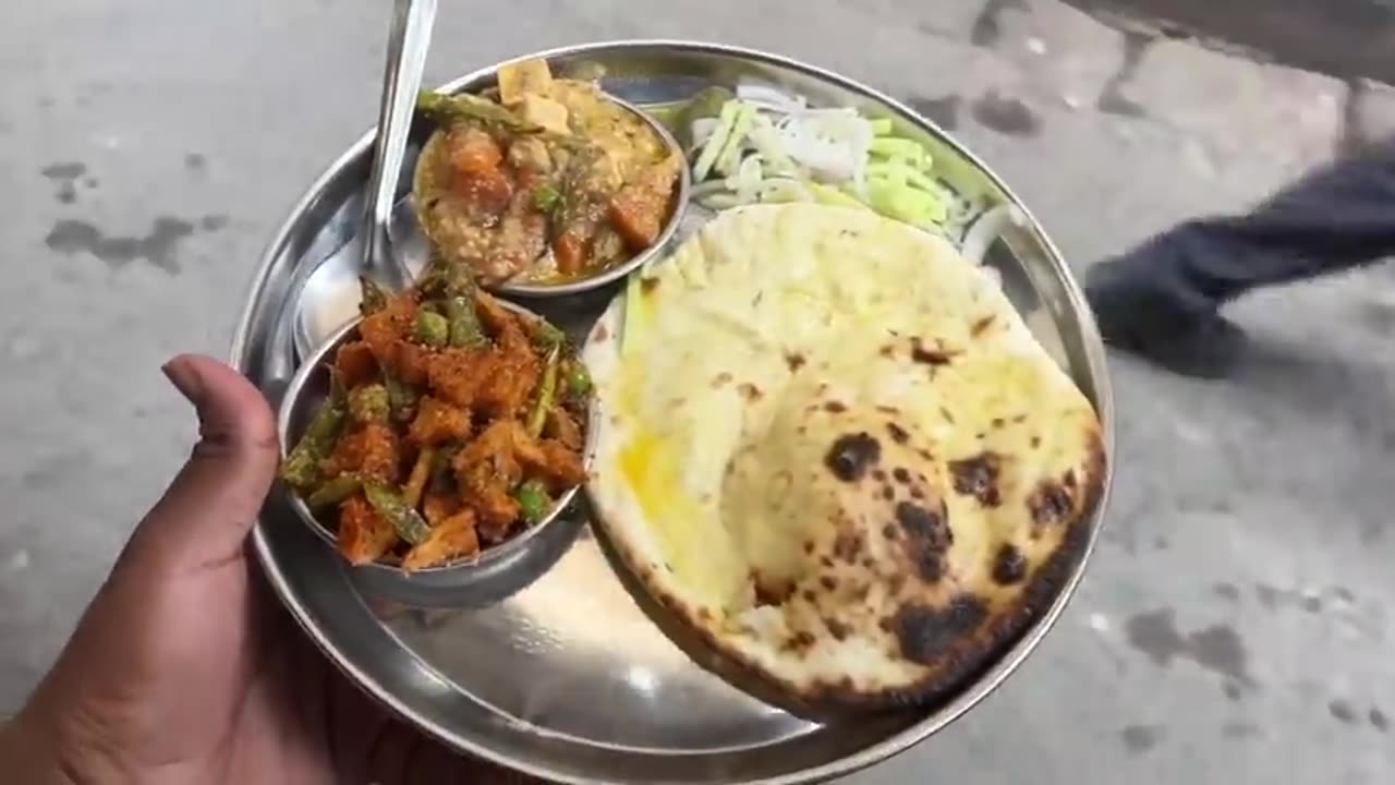 Indian ___ chipset _Thali . Kolkata deckers lean.