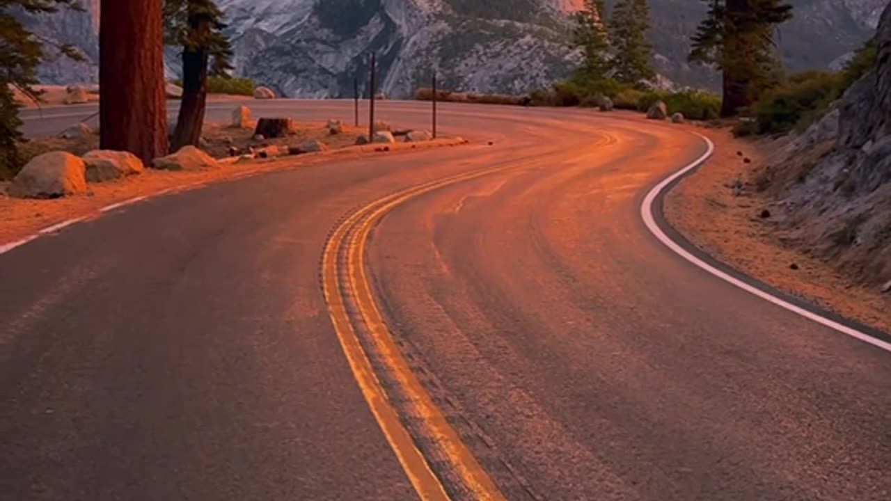 Early mornings in Yosemite, one of the most beautiful places in the world 🏞️