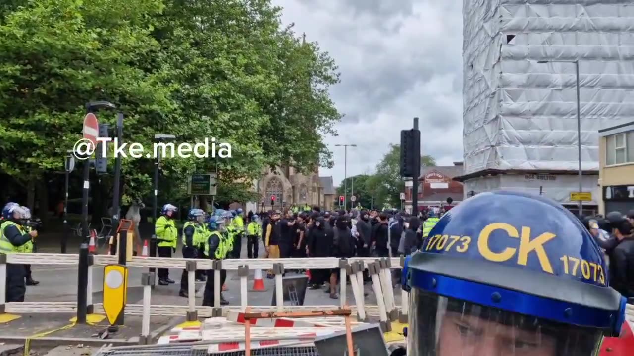 Commotion as enough is enough protester shouts over to counter protest