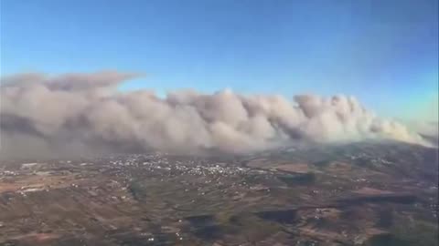 Aerial view of the wildfire in Attica, Greece today 🔥 👀